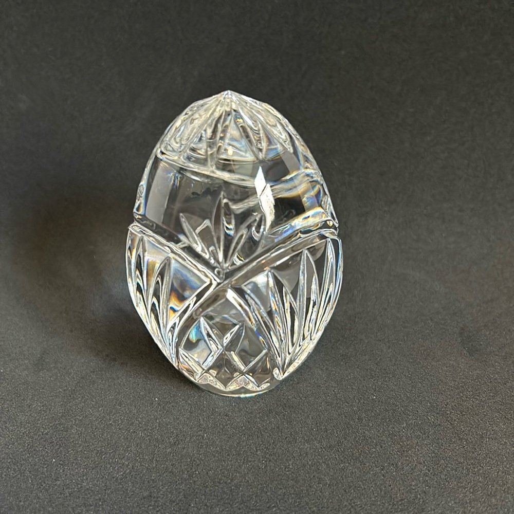 Violetta crystal egg.  Made in Poland.  Hand cut 24% lead crystal.